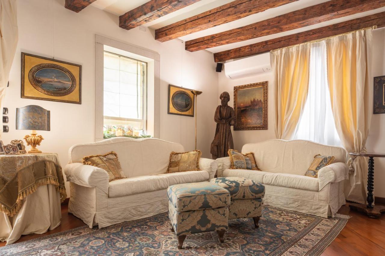 Апартаменты Garden Mansion With Private Mooring R&R Венеция Экстерьер фото